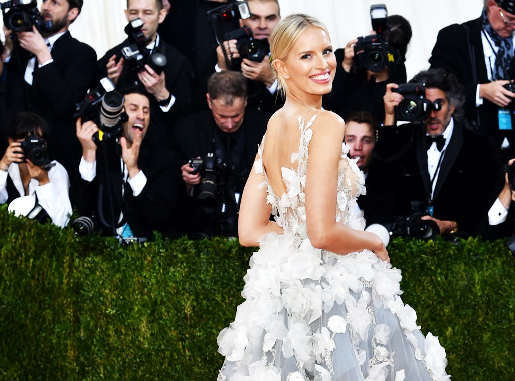 Get the Met Gala Look: Karolina Kurkova in Marchesa - E! Online